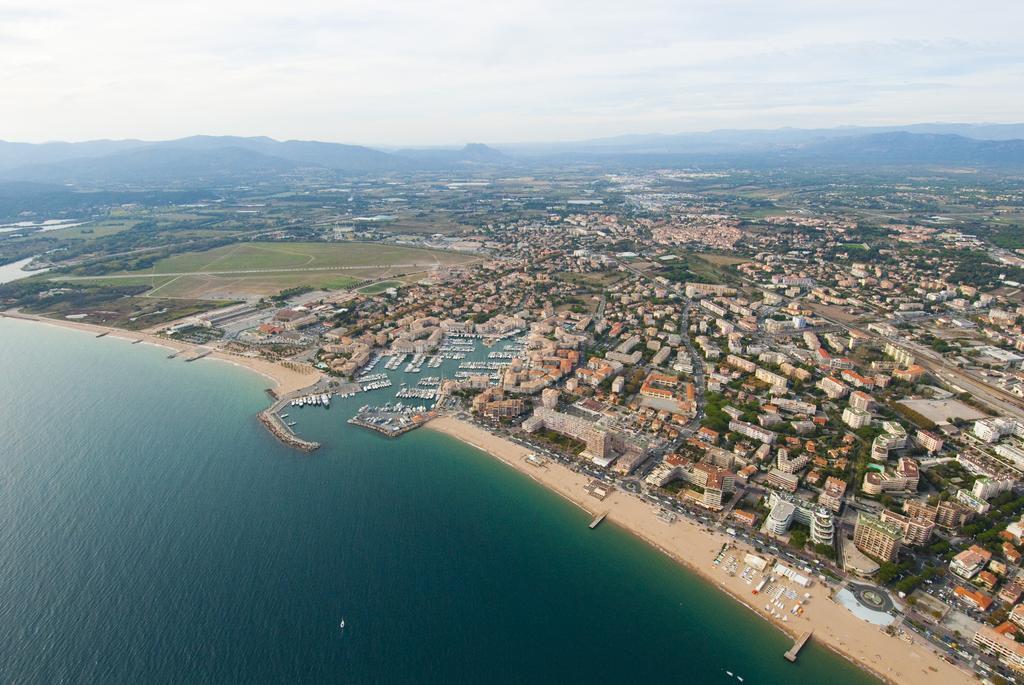 Mercure Thalasso&Spa Port Fréjus Exterior foto